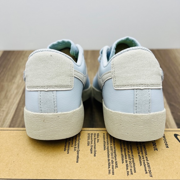 Nike Blazer Low SE - Picture 7 of 8